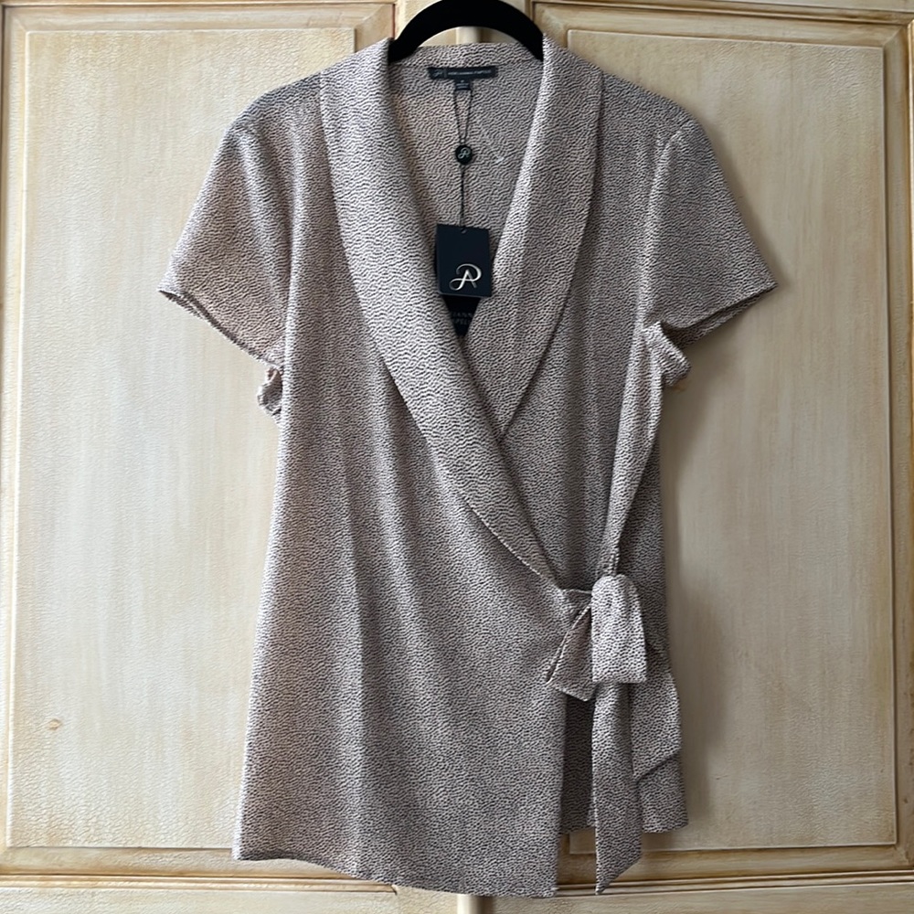 Adrianna Papell taupe short sleeve wrap blouse-size S-NWT